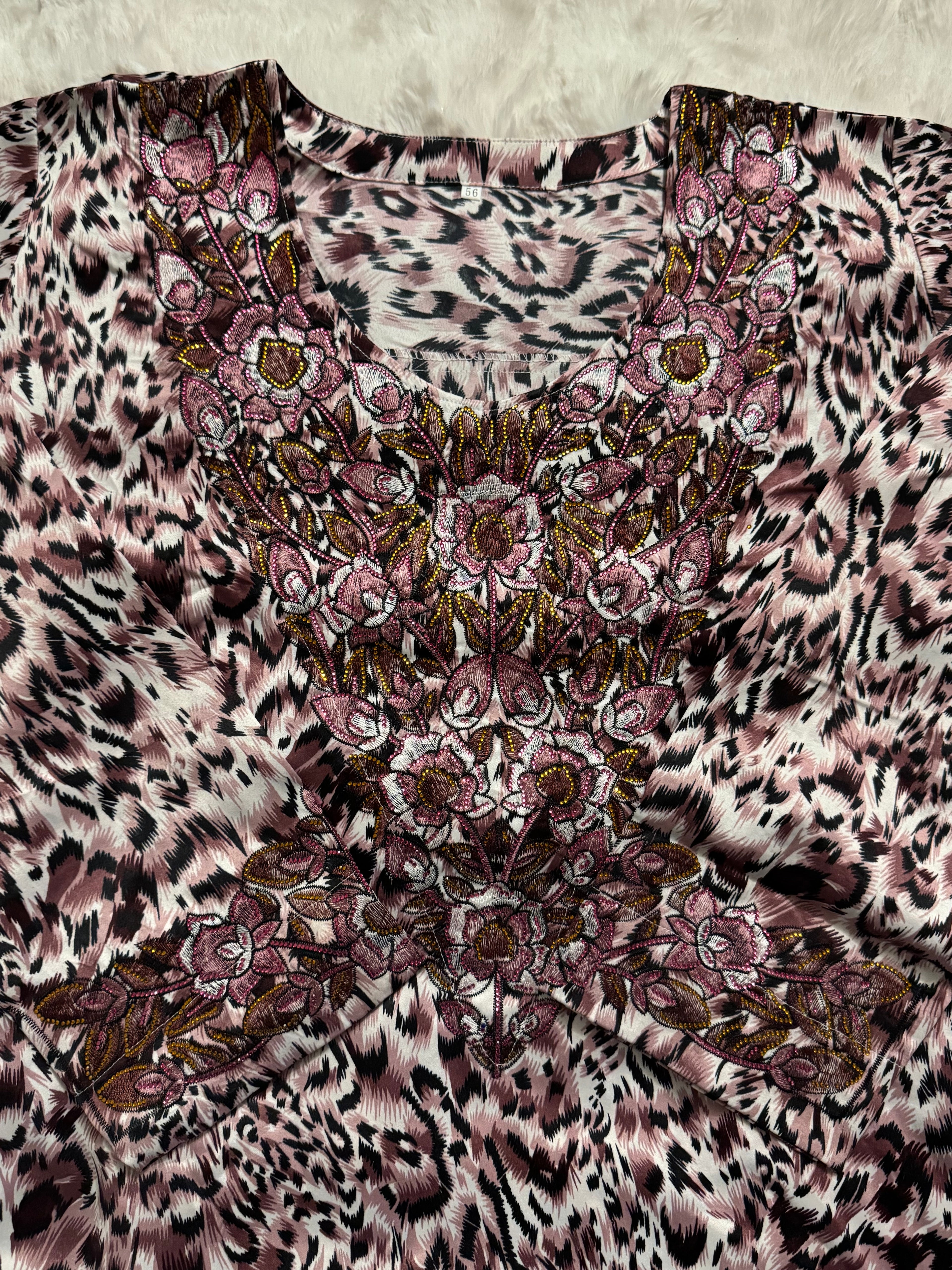 Mukhawar avec un foulard