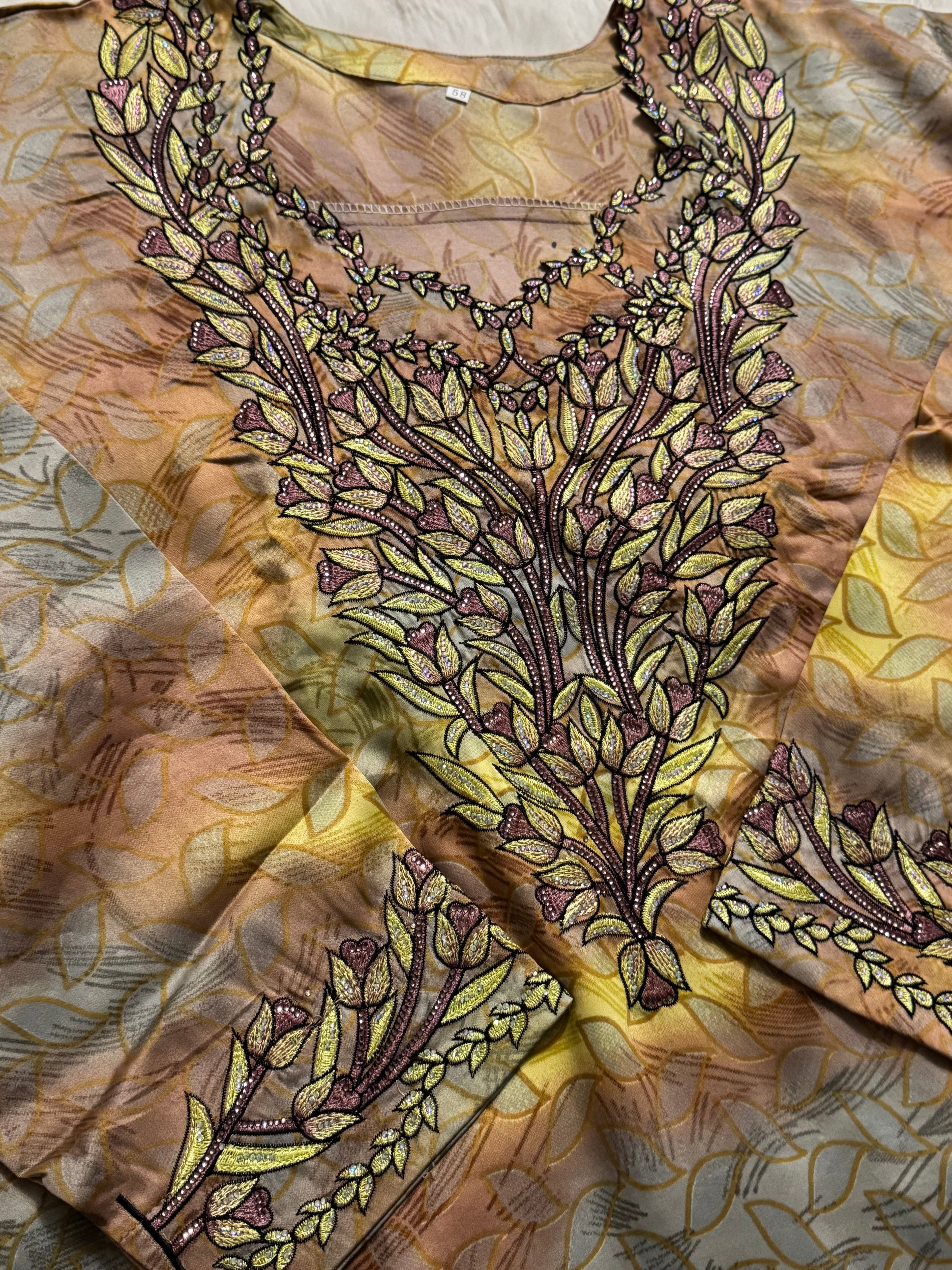 Mukhawar avec un foulard