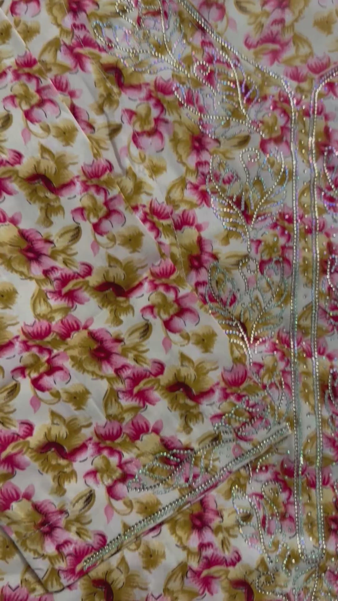 Mukhawar avec un foulard