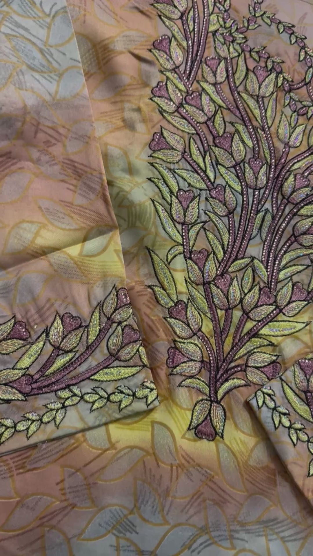 Mukhawar avec un foulard